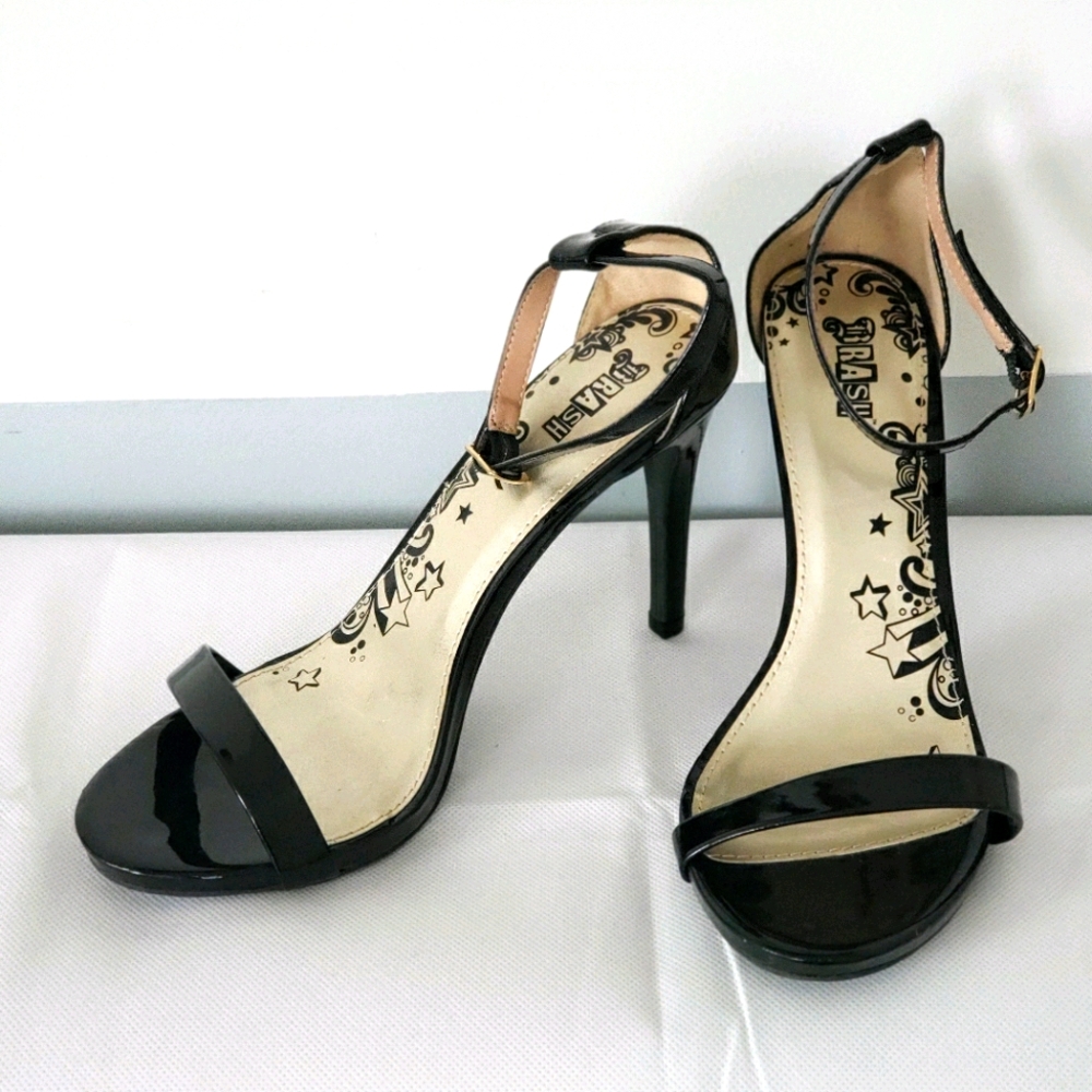 Classic black heels